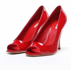 Miu Miu Red Patent Leather Peep Toe Pumps. Made in Italy.